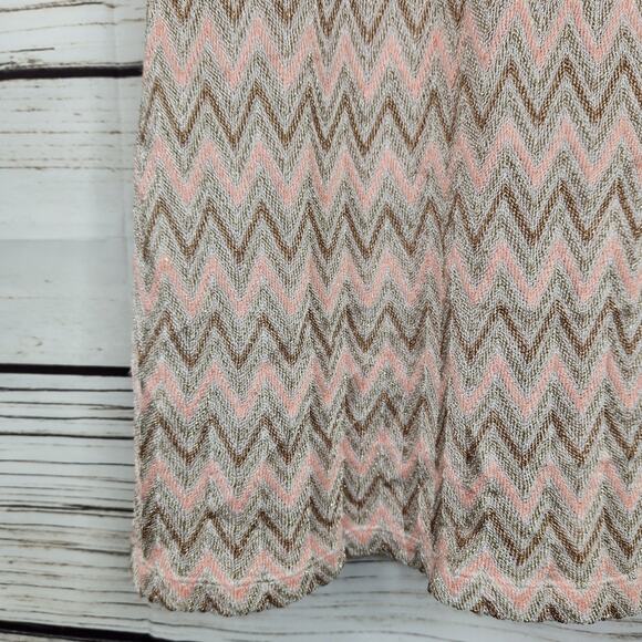 White House Black Market Women' Zig Zag Lace Up Metallic Tank Top Size Small - Picture 6 of 8